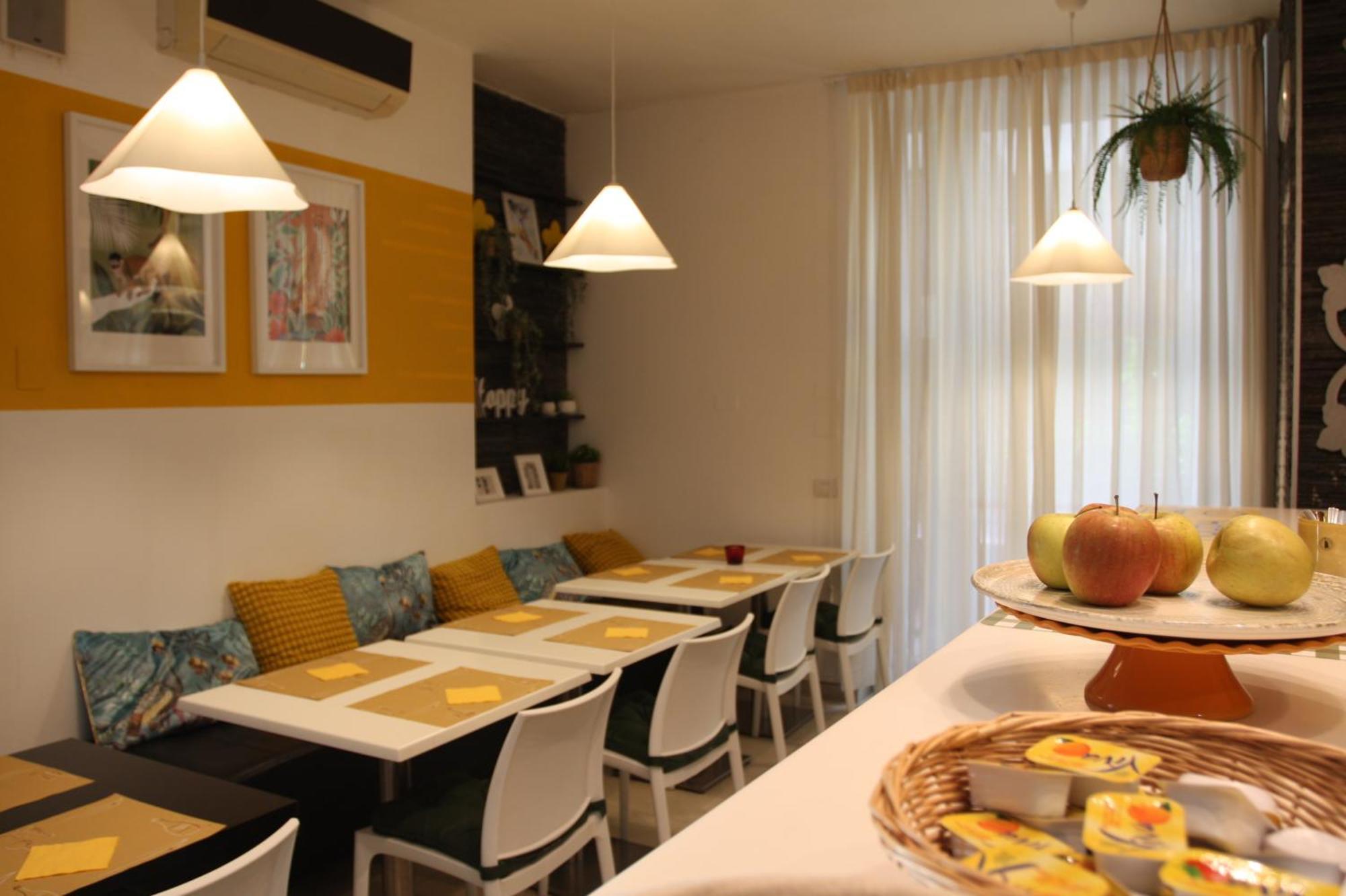 Happy Hotel Atelier Gardone Riviera Centro & Beach Exterior foto
